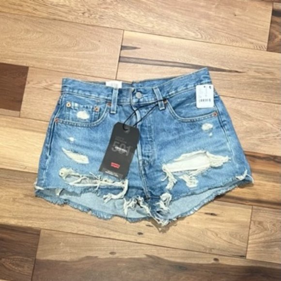 New Levi's 501 High Rise Short in Faultline Distressed Size 28 - Picture 2 of 15